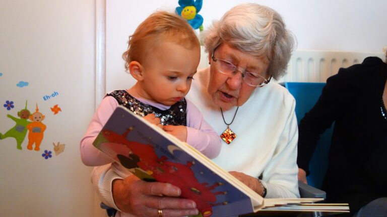 Metoda „na wnuczka” wciąż rujnuje starsze osoby